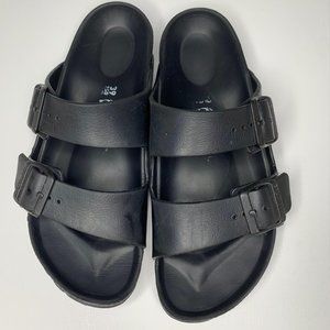 Black size 39 Birkenstocks